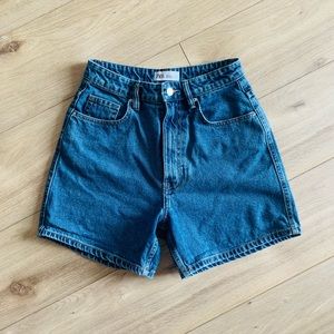 High waist shorts